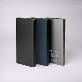 Универсальный аккумулятор OMG Iron line 10 (10000 мАч), металл, черный, 14,7х6.6х1,5 см