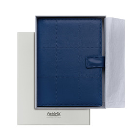 Ежедневник-портфолио Royal, синий, обложка soft touch, недатированный кремовый блок, подарочная коробка