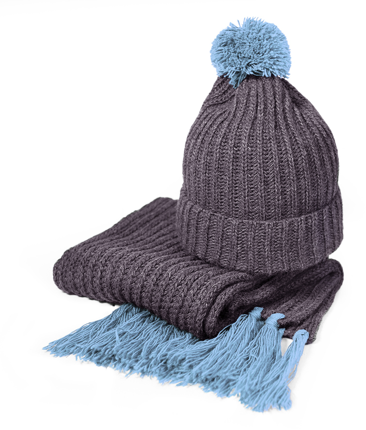 Артикул: H24120/22 — Вязаный комплект шарф и шапка GoSnow, антрацит c фурнитурой, голубой, 70% акрил,30% шерсть