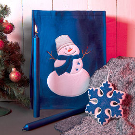 H35034/24 - Набор подарочный NEWSPIRIT: сумка, свечи, плед, украшение, синий