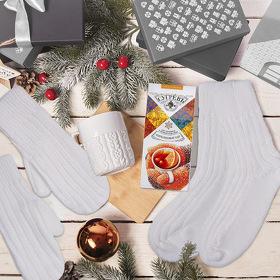 Набор подарочный SNOWFALL: кружка, варежки, носки, белый