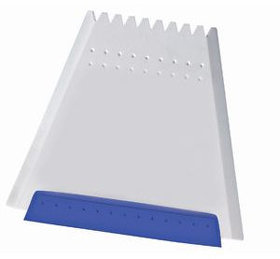 Скребок автомобильный "Трапеция"; белый с синим; 12х11 см; пластик; тампопечать, шелкография (H9501/24)