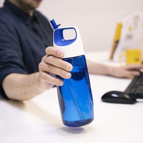 Бутылка для воды TUBE, 700 мл; 24х8см, синий, пластик rPET