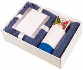 Подарочный набор WARM JOURNEY: коробка, плед, кружка, чай по-сибирски.