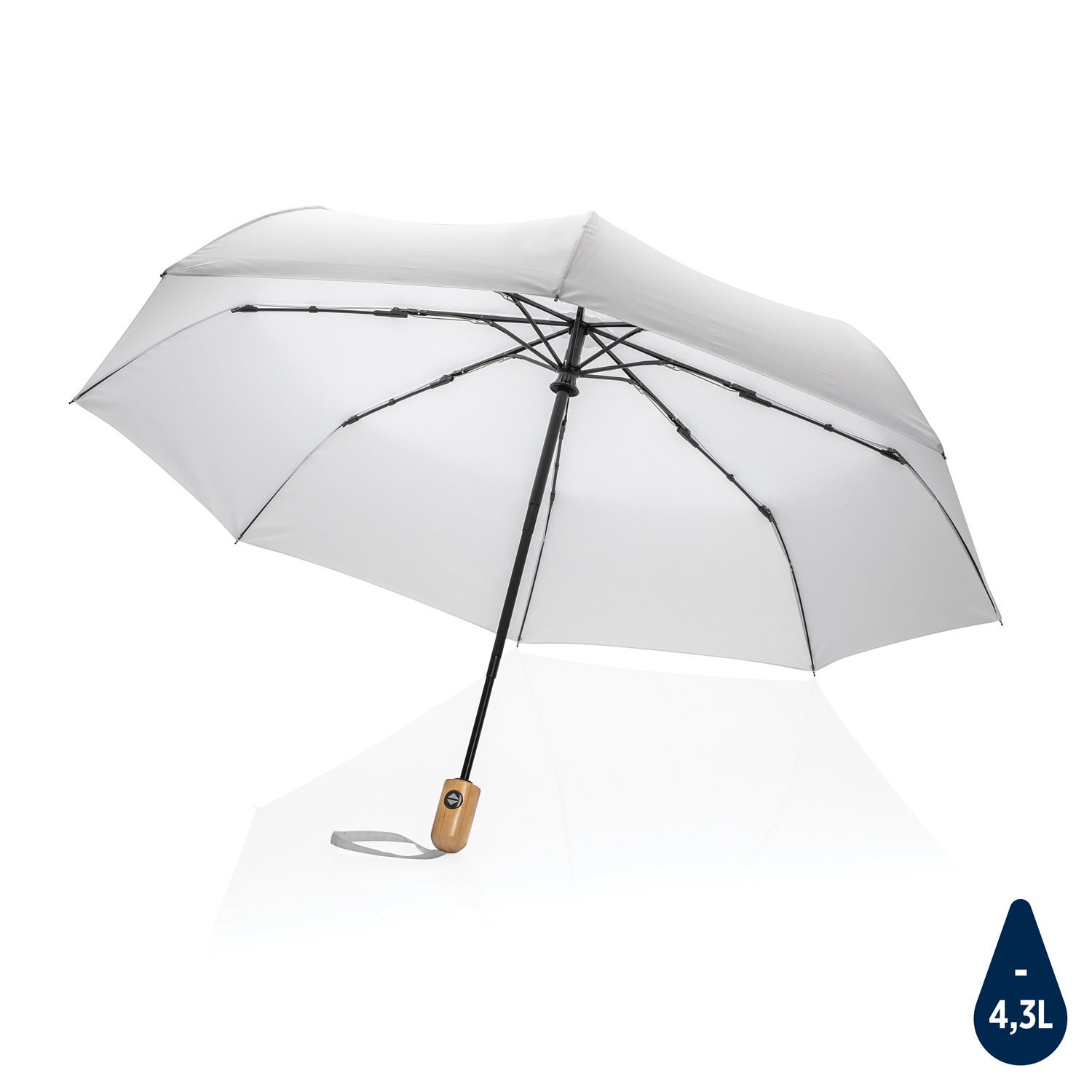 Артикул: XP850.613 — Автоматический зонт Impact из RPET AWARE™ с бамбуковой рукояткой, d94 см