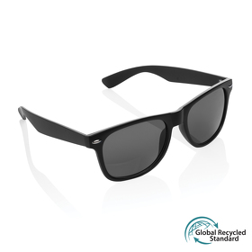 Солнцезащитные очки из переработанного пластика (сертификат GRS)