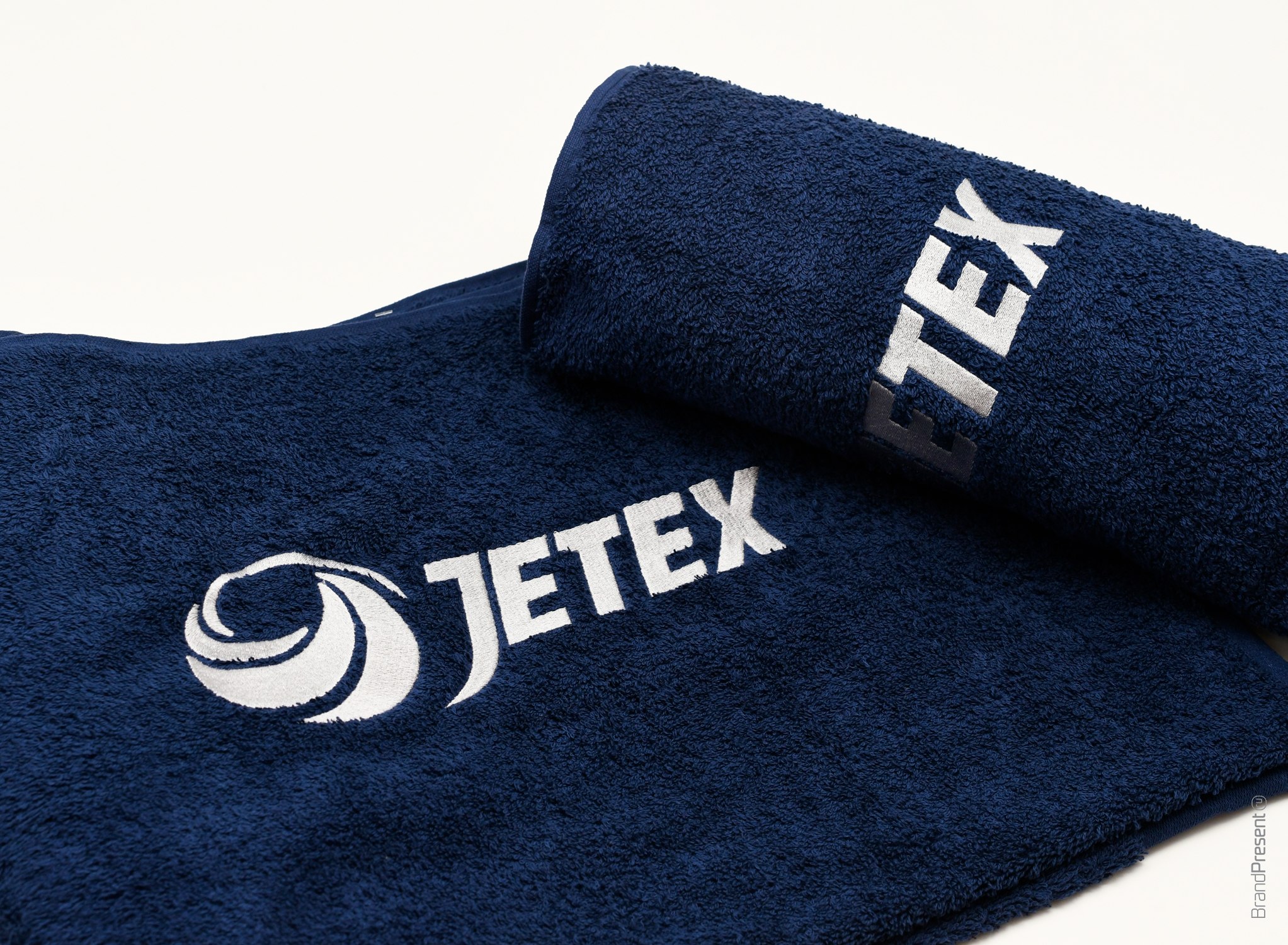 Вышивка на полотенцах для Jetex (Фотография 1)